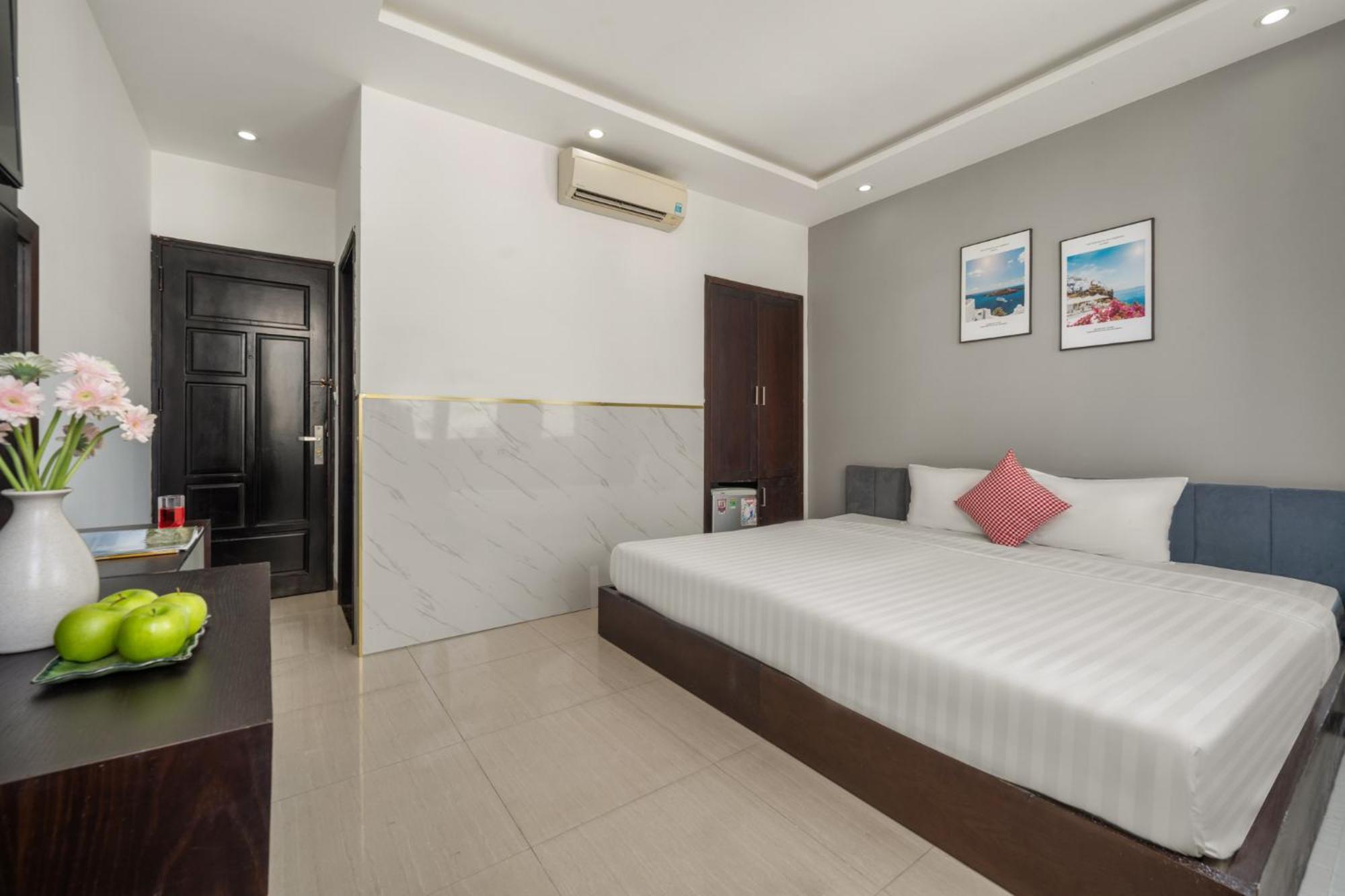 Hanoi Blue Beach Hotel Danang Exterior photo