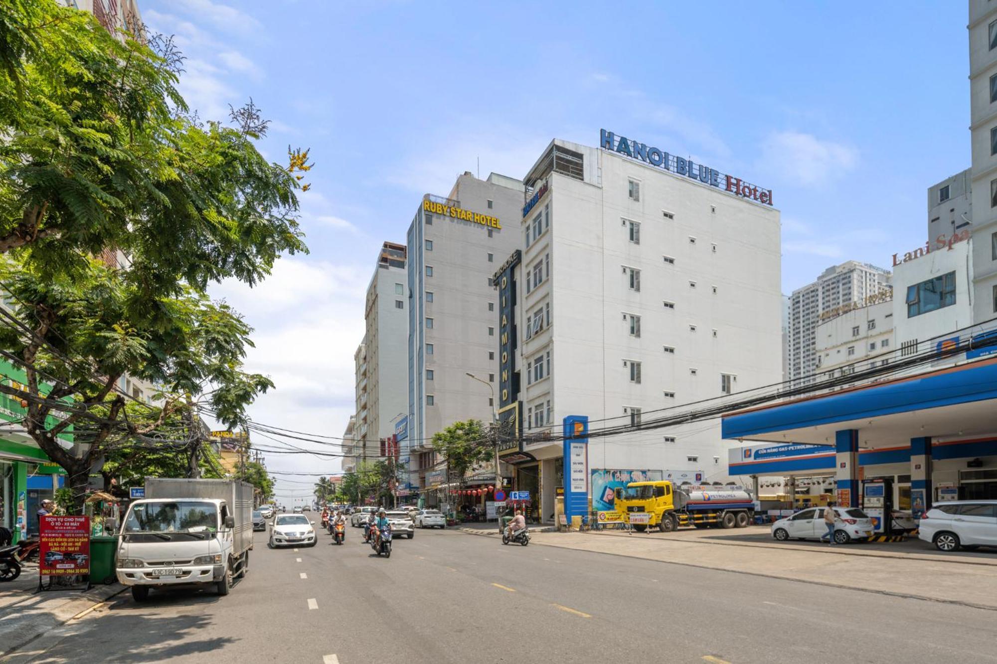 Hanoi Blue Beach Hotel Danang Exterior photo
