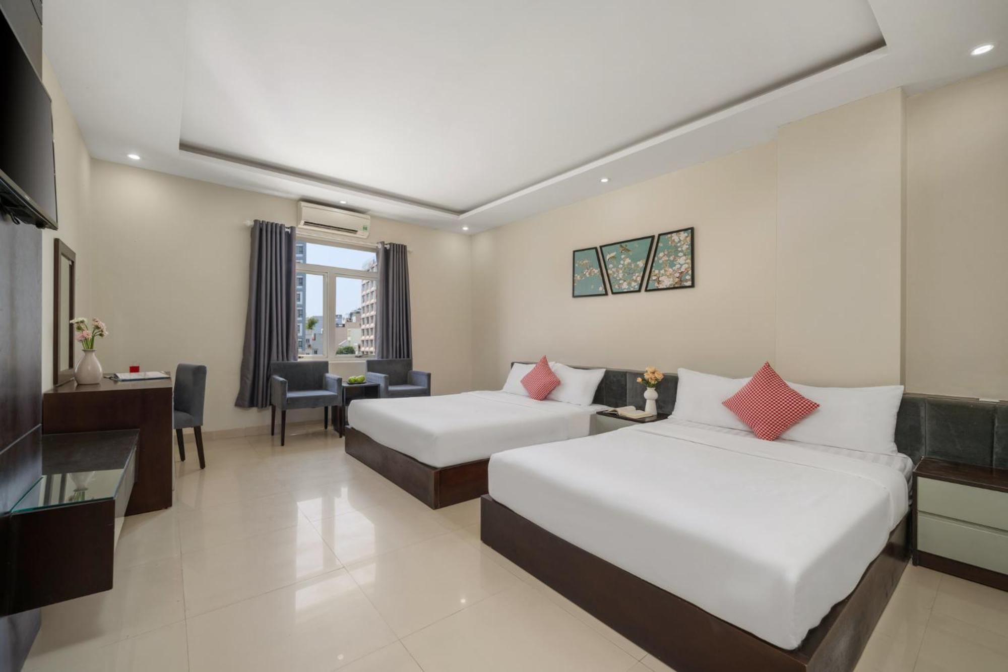 Hanoi Blue Beach Hotel Danang Exterior photo