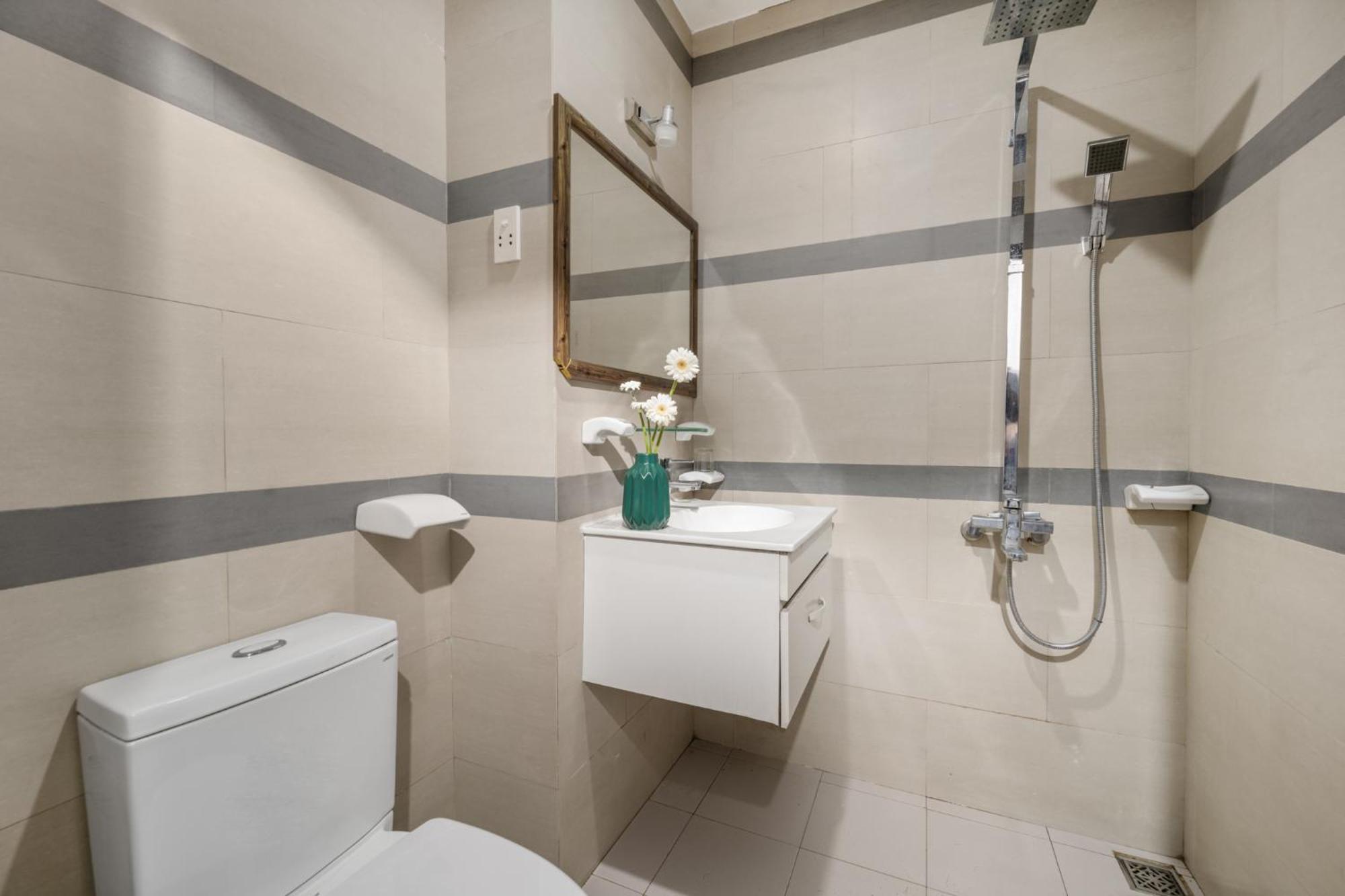 Hanoi Blue Beach Hotel Danang Exterior photo